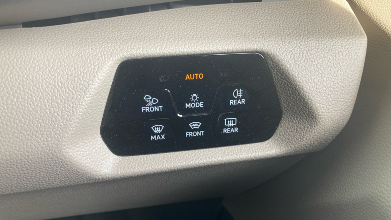 Volkswagen Multivan 1.4 TSI eHybrid Life 5dr DSG Estate